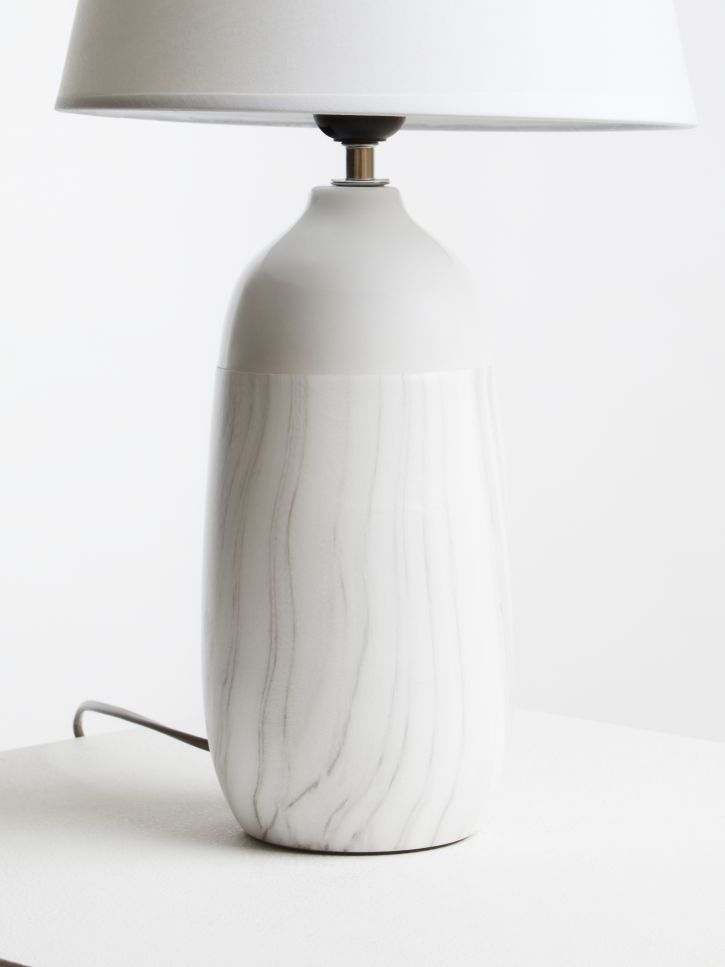 Welo White Ceramic Table Lamp - Dendo Design